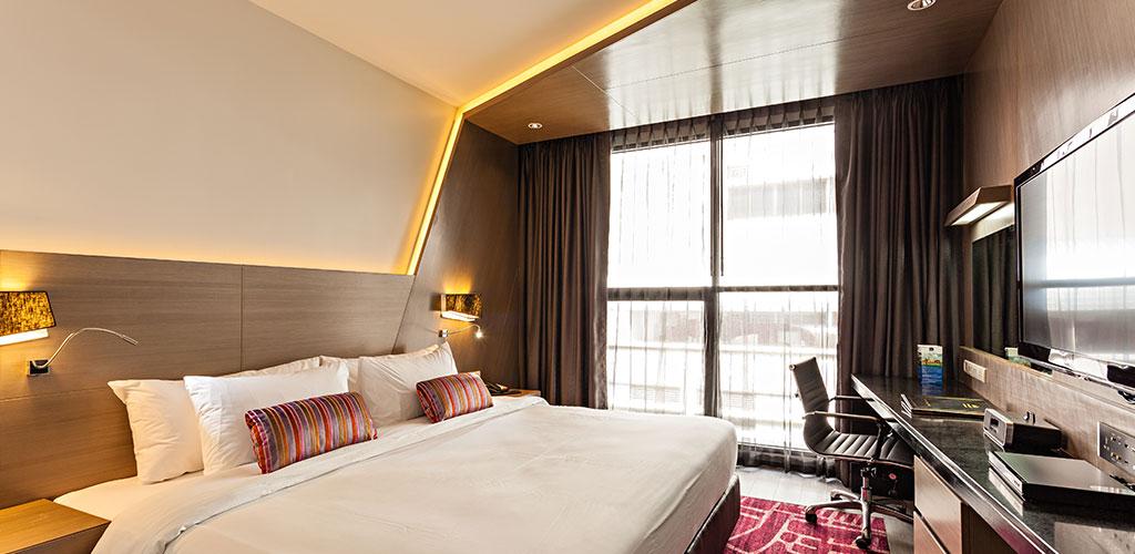 Hyatt Place Bangkok Sukhumvit 1 Exterior photo