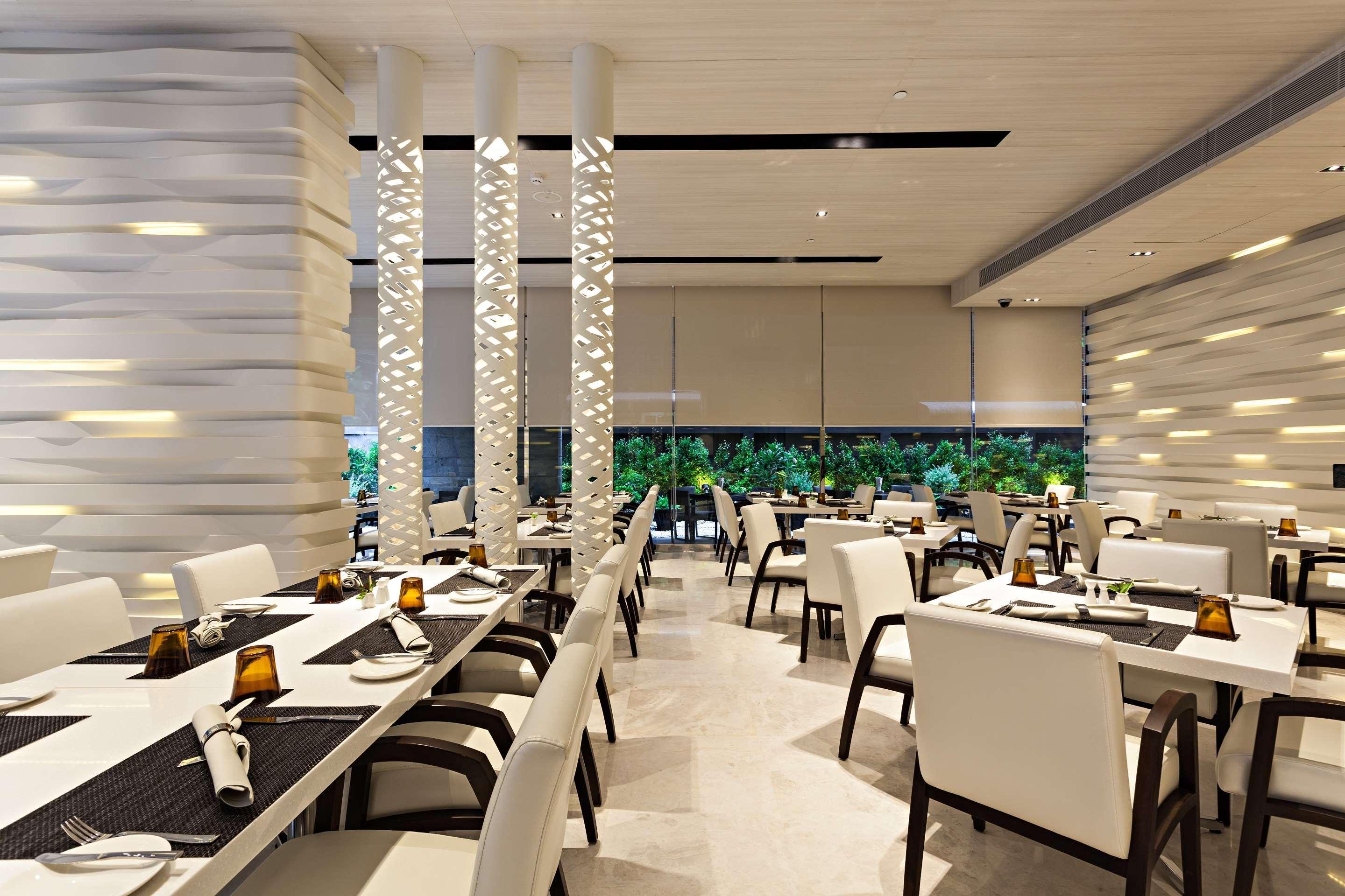 Hyatt Place Bangkok Sukhumvit 1 Exterior photo