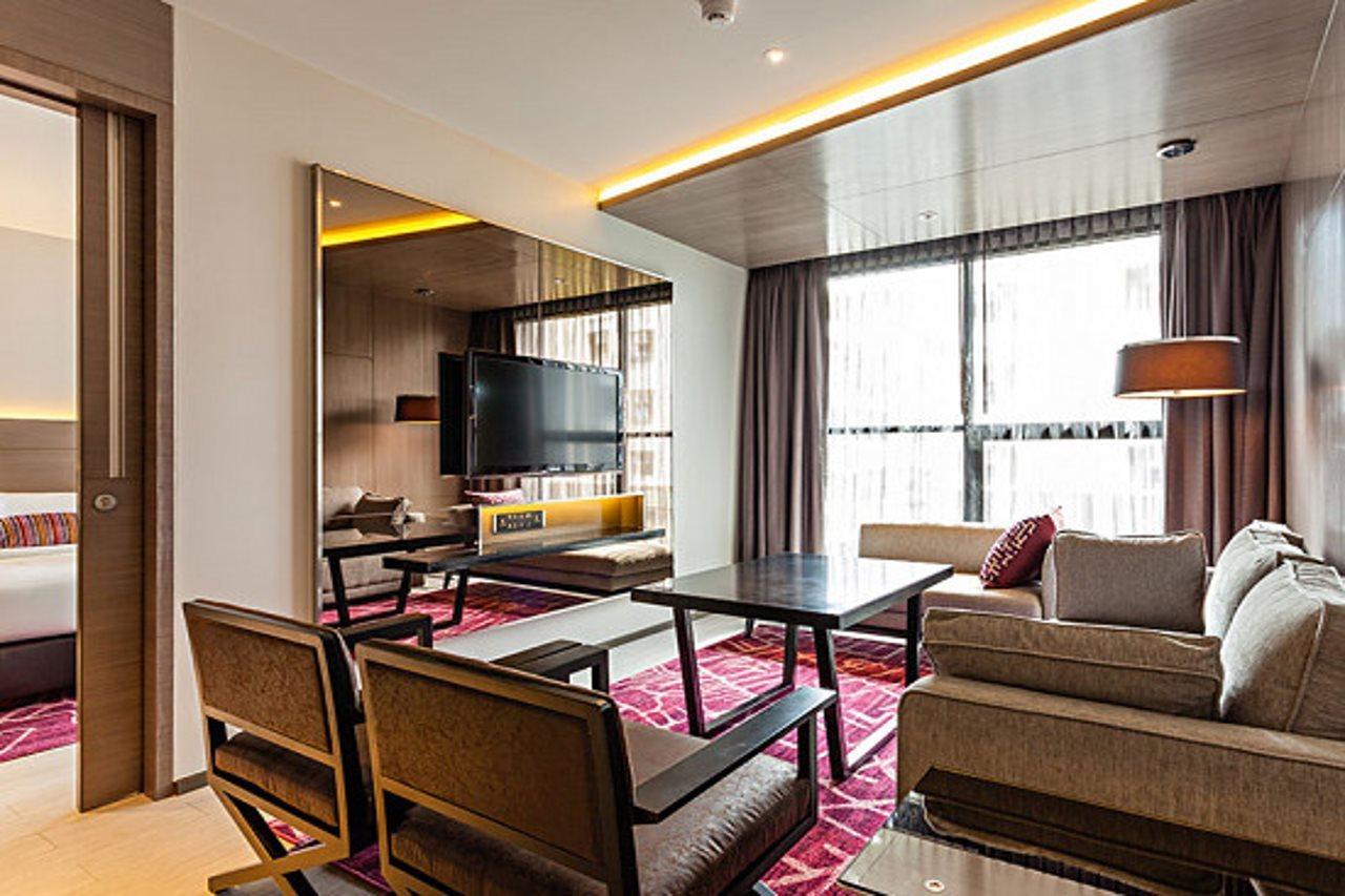 Hyatt Place Bangkok Sukhumvit 1 Exterior photo