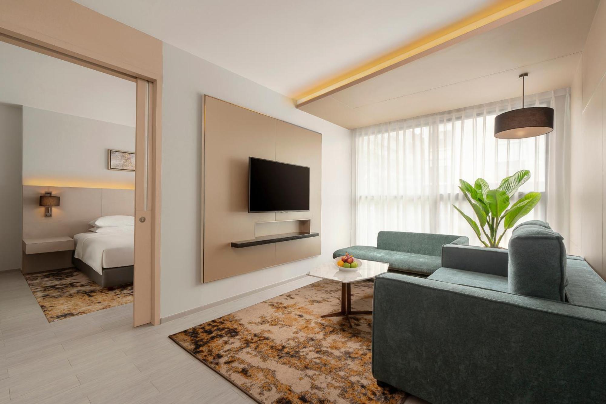 Hyatt Place Bangkok Sukhumvit 1 Exterior photo