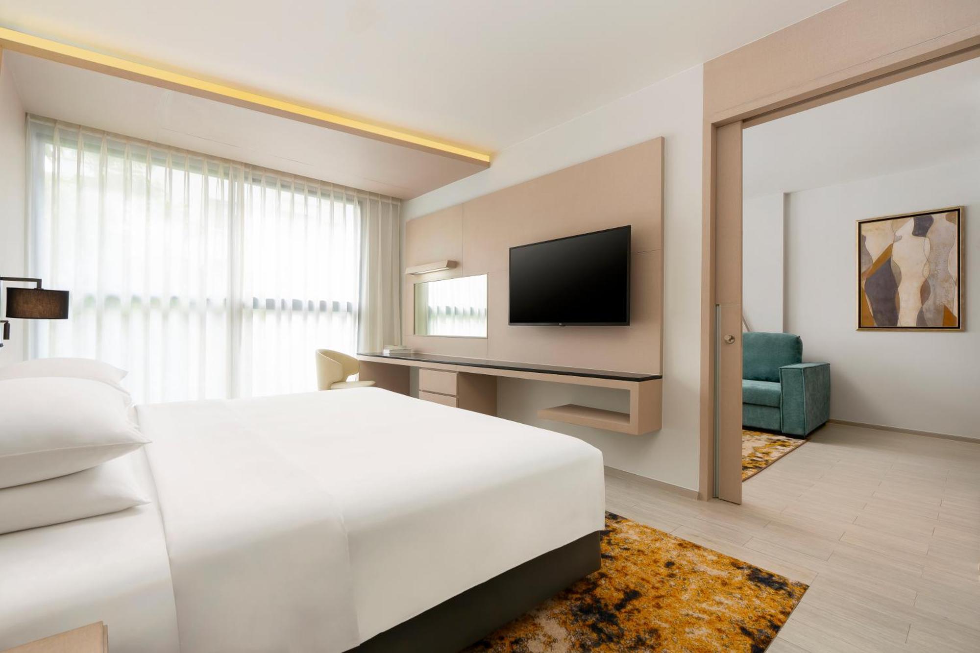 Hyatt Place Bangkok Sukhumvit 1 Exterior photo