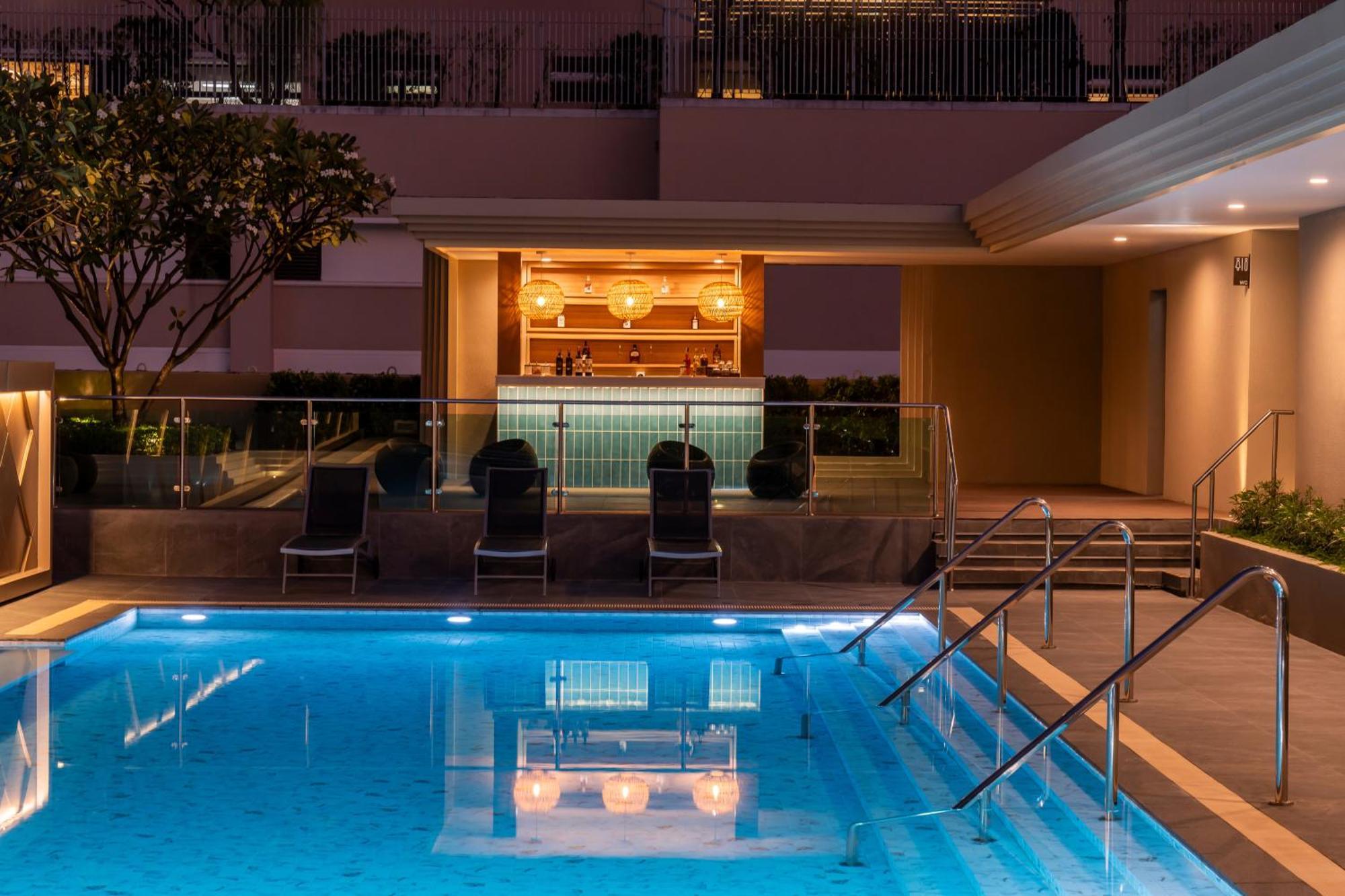 Hyatt Place Bangkok Sukhumvit 1 Exterior photo